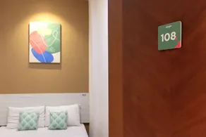 Mono Coliving Kertajaya Syariah, SBY - Værelse