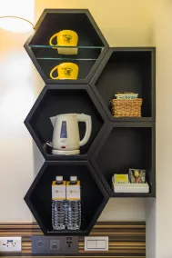 Bee House by Cosmos Creation - Taipei Main Station - Room