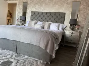 Apartment-Luxus-Eigenes Badezimmer-Balkon - Zimmer
