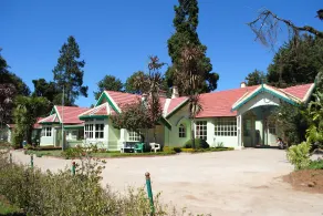 KSTDC Hotel Mayura Sudarshan ,Ooty - Interior entrance