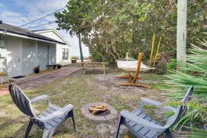 Next to Turtle Preserve: Oceanside Florida Retreat - Interior