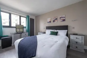 Peckham Large 2 Bath Home with Parking & Garden - Chambre