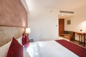 7 Apple Hotel - Viman Nagar Pune - Room