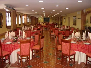 HOSTAL-RESTAURANTE EL PAISANO - Restaurang
