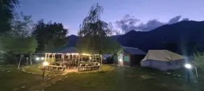 Camp Exotica Manali - Mötesrum