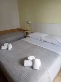 hotel Bonaria sul mare con parcheggio - Værelse