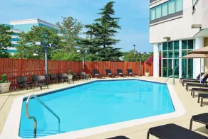 Wyndham College Park North / Washington DC Area - Piscine