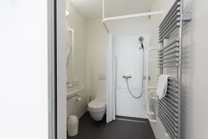 Chromotel self check-in - Baño