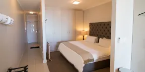 The Crystal Apartments - Room