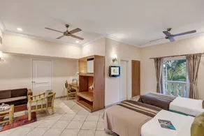 Club Mahindra Emerald Palms, Goa - Chambre