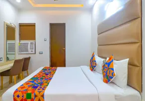 Fabhotel Ruklo - Room