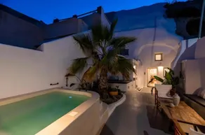 Cave at White Rock  Private  jacuzzi  - Pool
