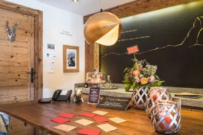 Matterhorn Lodge Boutique Hotel & Apartments - Reception