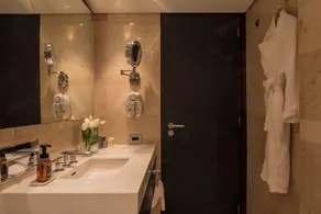 Hotel Tamanaco Caracas - Bathroom