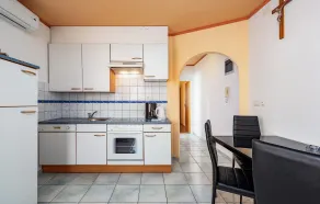 Amazing Apartment in Duba With Wifi and 1 Bedrooms - Privat køkken