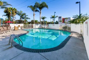 Suites Los Angeles CA Los Angeles LAX - Pool