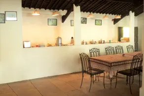 Pangarh Lake Retreat - Restaurant