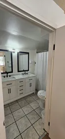 H&H Motor Lodge - Bagno