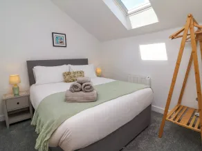 Ladybird Rest - Rom