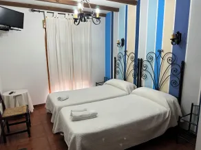 Hostal El Descanso Del Emperador - Habitación