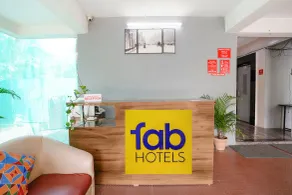 FabHotel Vardhan House II - Réception