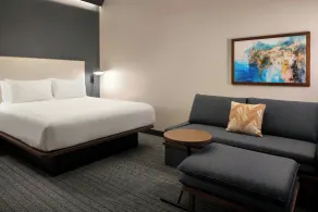 Courtyard by Marriott Sand City Monterey - Værelse