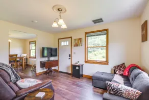 4 Mi to Dtwn Granville: Family Home w/ Deck! - Interiør