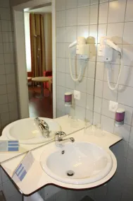 Hotel de la Paix - Badezimmer