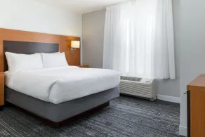 TownePlace Suites by Marriott Erie - Chambre