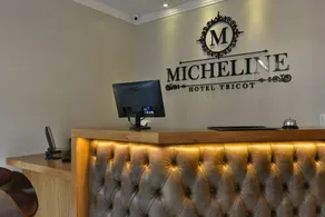 Micheline Hotel Tricot - ao lado da Rua Coberta - Réception