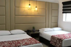 Hotel Merlott Lleras - Room