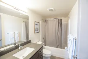 The Lofts at Downtown Salem - Salle de bain