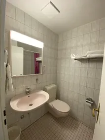 Apart-Hôtel Pont-de-Thielle - Salle de bain