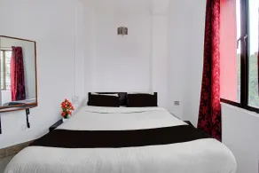 Hotel O Prachi villa - Værelse