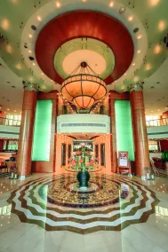 Swissôtel Al Murooj Dubai - Lobby