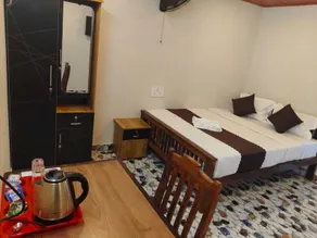 NAINAS RESIDENCY VAGAMON - Camera