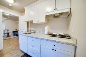 2 Mi to Lumen Field! 2nd-floor Apartment w/ Deck - Innvendig