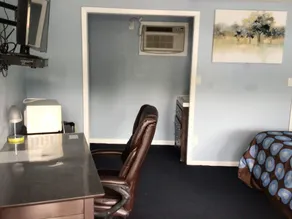 Hitching Post Motel - Zimmer