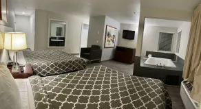 Americas Inn & Suite - Room