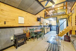 Wren's Nest Cabin: Missouri Ozarks Getaway! - Innvendig
