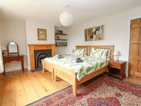 2 Ashby Place - Room