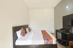 FabHotel Surajkund Residency - Habitación