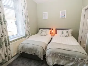 Myrtle Cottage - Room