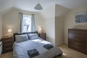 4 Varis Apartments - Room