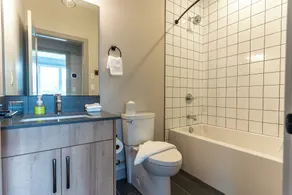 Basecamp Suites Revelstoke - Salle de bain