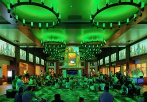 Great Wolf Lodge Naples - Lobby