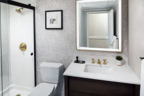 The Madison Hotel - Bathroom