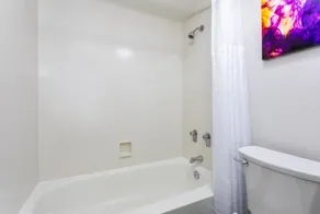 La Quinta Inn by Wyndham Pensacola - Salle de bain