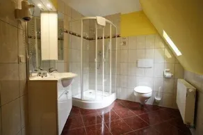 Hotel Zum Kanzler - Bathroom
