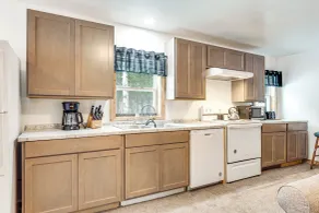 2 Ponds & Trail Access: Peaceful Cabin in Calumet! - Interiør